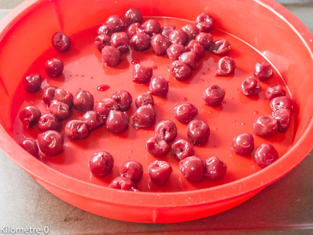 Flan pâtissier coco griottes - Étape 6