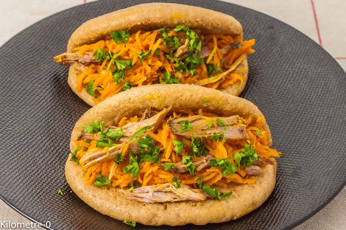 Photo de recette de pain vietnamien, pan bao, facile, cuisine asiatique, cuisine du monde, pain, four vapeur, pain cuit à la vapeur, pain asiatique, bio, viande, effilochée, échine de porc, porc, carotte, fait maison, Kilomètre-0, blog de cuisine réalisée à partir de produits de saison et issus de circuits courts