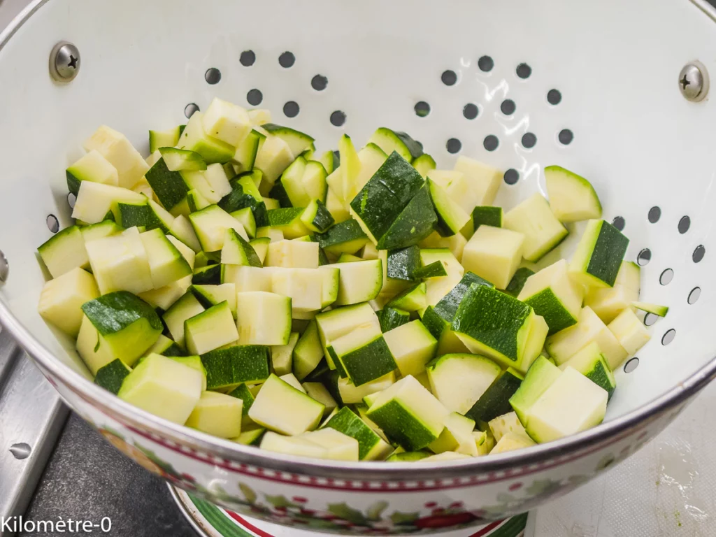 Pâtes et pois chiches aux légumes, œufs et fêta - Étape 3