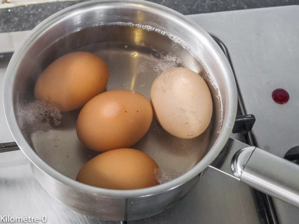 Pâtes et pois chiches aux légumes, œufs et fêta - Étape 4