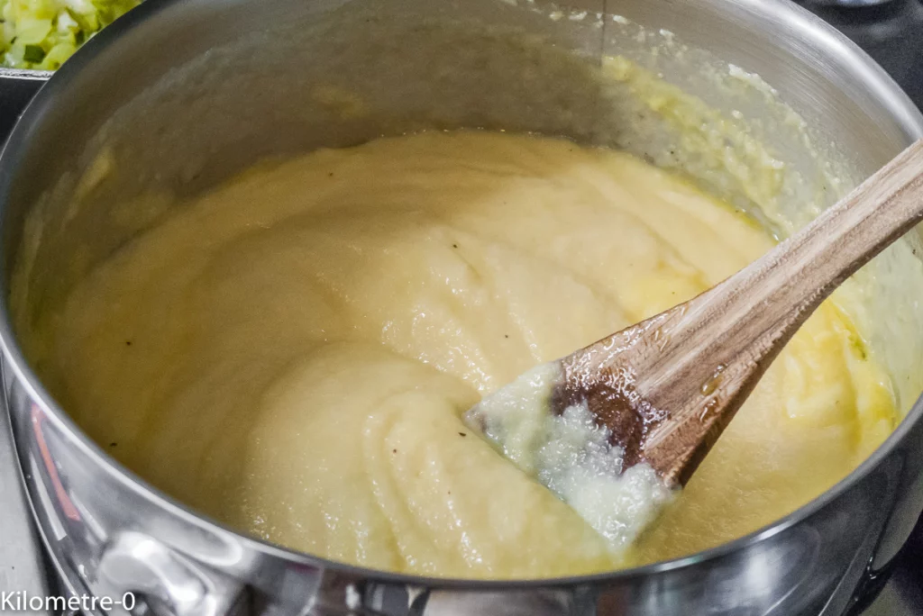Gâteau de semoule aux oignons, carottes et lardons - Étape 10