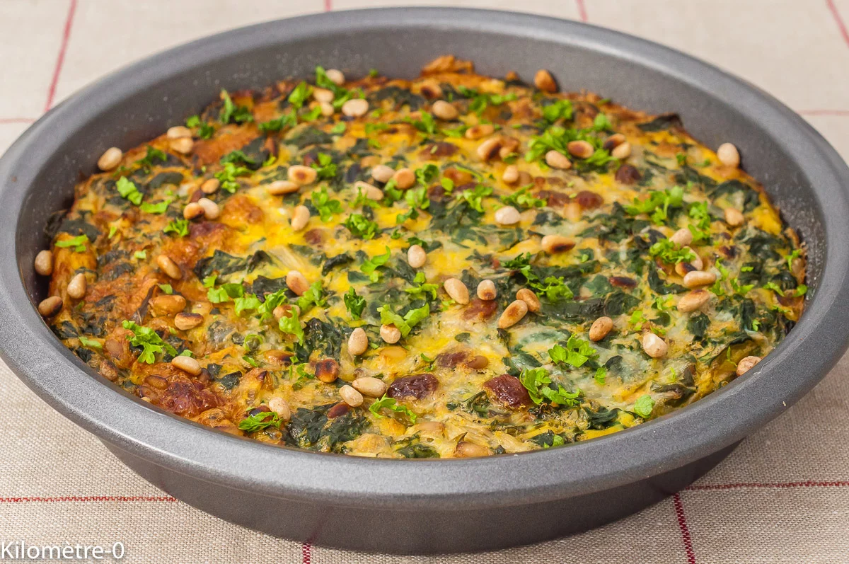 Photo de recette niçoise, Nice, trouchia, gâteau, salé, oeufs, blettes, légumes, omelette, niçois, bio, pignons de pin, automne, printempsKilomètre-0, blog de cuisine réalisée à partir de produits de saison et issus de circuits courts