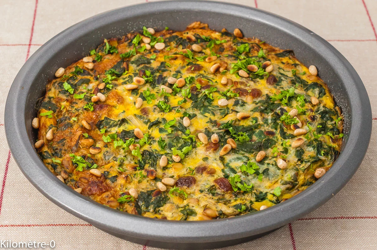 Photo de recette niçoise, Nice, trouchia, gâteau, salé, oeufs, blettes, légumes, omelette, niçois, bio, pignons de pin, automne, printempsKilomètre-0, blog de cuisine réalisée à partir de produits de saison et issus de circuits courts