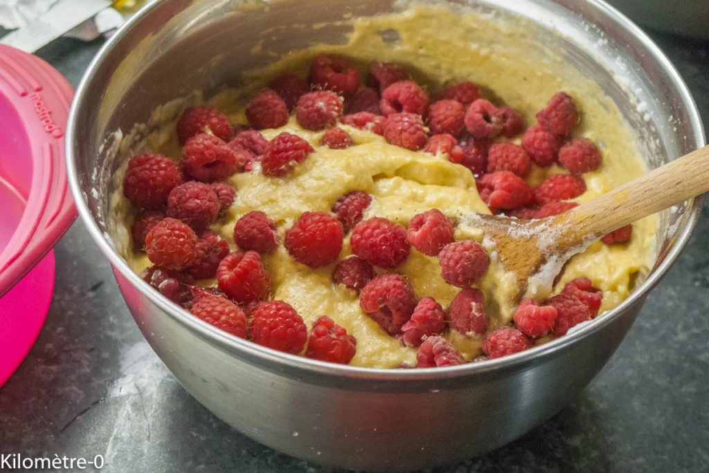 Gâteau moelleux aux framboises - Étape 8