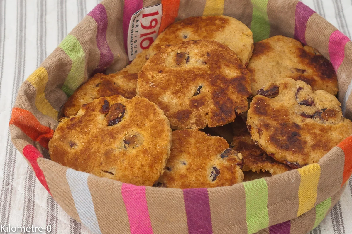 Photo de recette de, welsh cakes, gâteaux, biscuits,cuisine galloise, Pays de Galles, gâteaux gallois, facile, bio, rapide, à la poêle Kilomètre-0, blog de cuisine réalisée à partir de produits de saison et issus de circuits courts