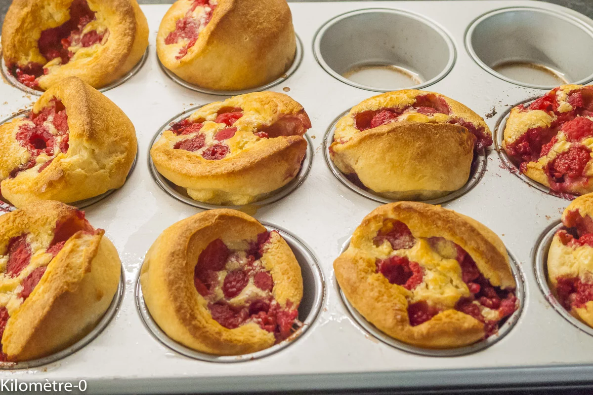 Photo de recette de, popovers, framboises, fruits rouges, crêpes, crêpes soufflées, Etats Unis, cuisine américaine, chandeleur, bio, facile, Kilomètre-0, blog de cuisine réalisée à partir de produits de saison et issus de circuits courts
