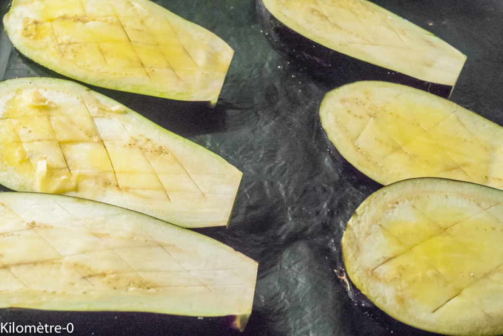 Aubergines farcies aux œufs - Étape 1