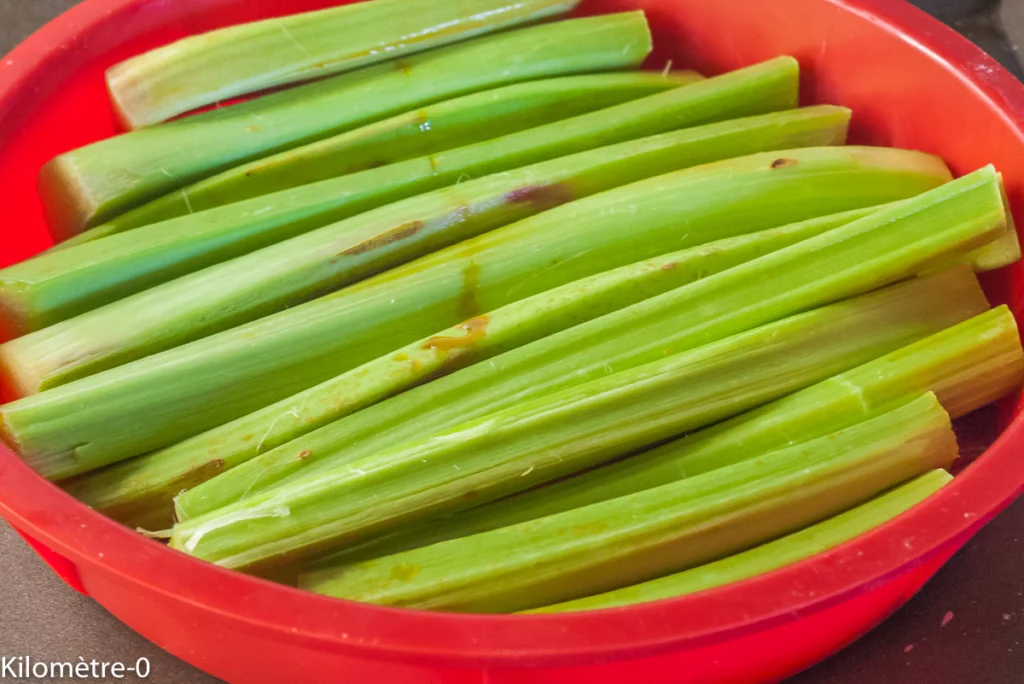 Gâteau renversé à la rhubarbe - Étape 2