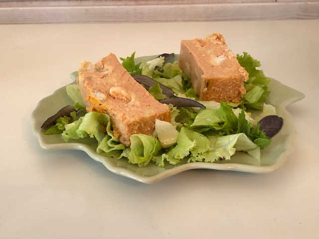 Photo de recette de terrine de lotte, facile, rapide, four vapeur, cuisson vapeur, terrine, entrée, poisson, lotte, tomates, comté, fromage, Kilomètre-0, blog de cuisine réalisée à partir de produits de saison et issus de circuits courts