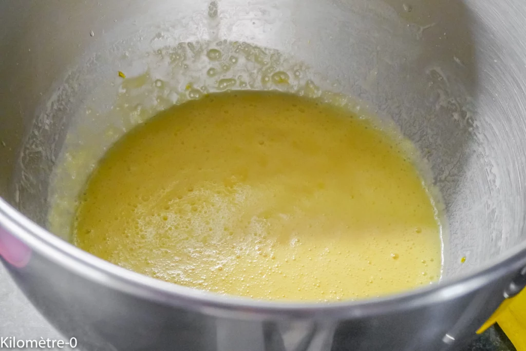 Gâteau du matin aux mûres et aux amandes - Étape 4