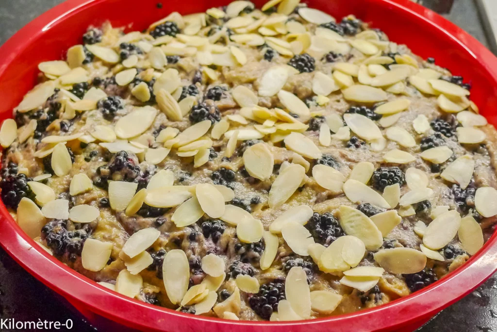 Gâteau du matin aux mûres et aux amandes - Étape 8