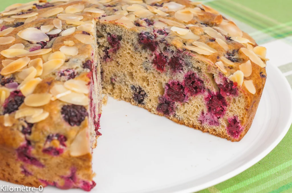 Gâteau du matin aux mûres et aux amandes - Étape 10