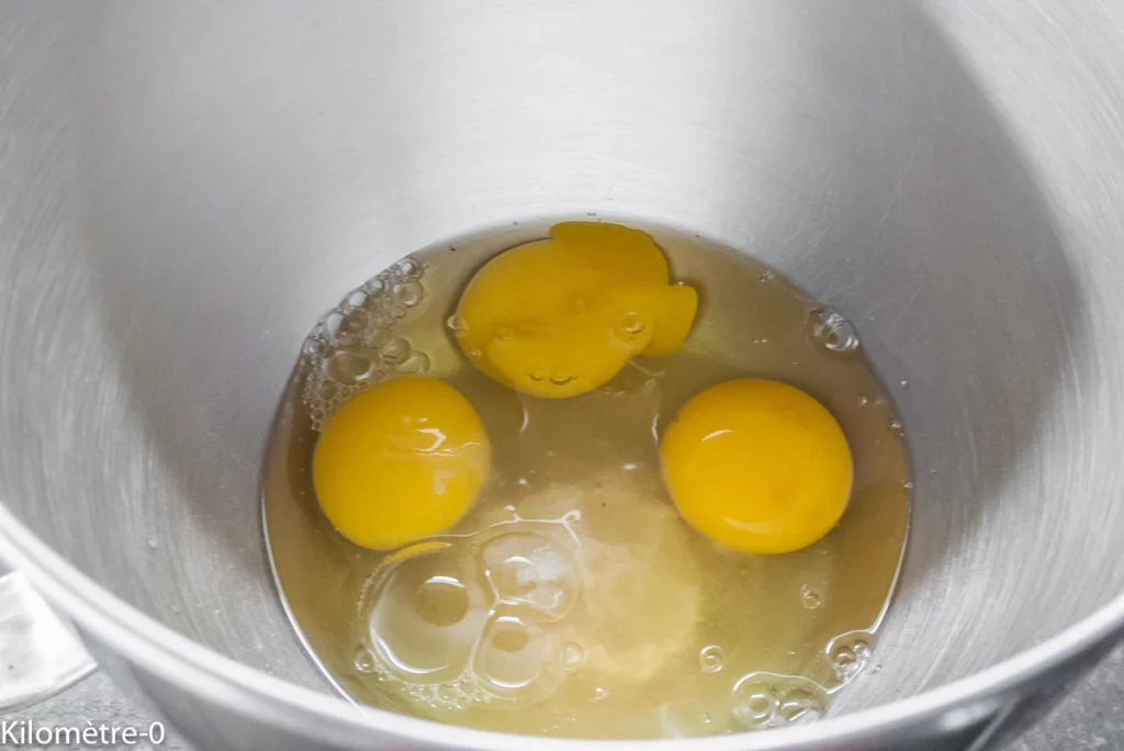Gâteau à la farine de millet et aux mûres - Étape 1
