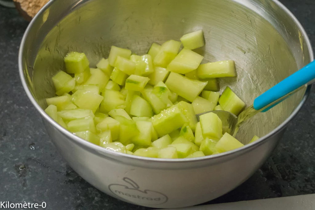 Salade grecque pastèque, concombre, fêta - Étape 5