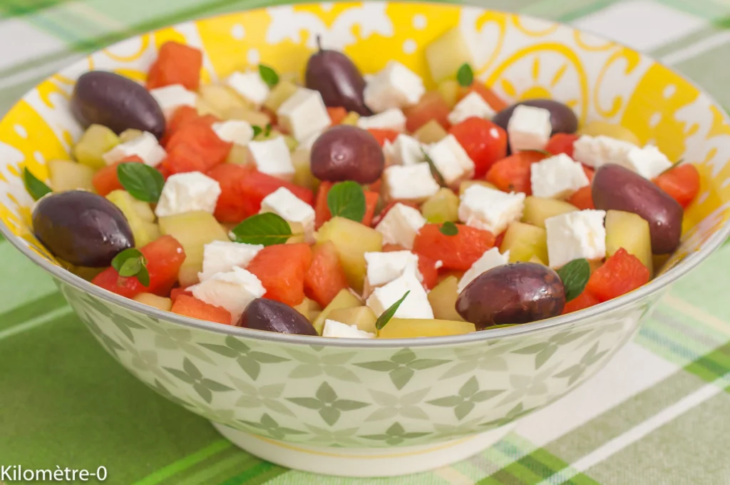 Salade grecque pastèque, concombre, fêta - Étape 7
