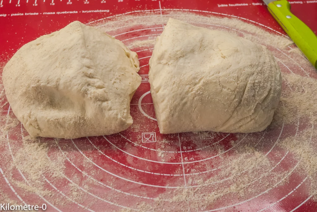 Pizza roulée végétarienne (tomates et emmental) - Étape 2