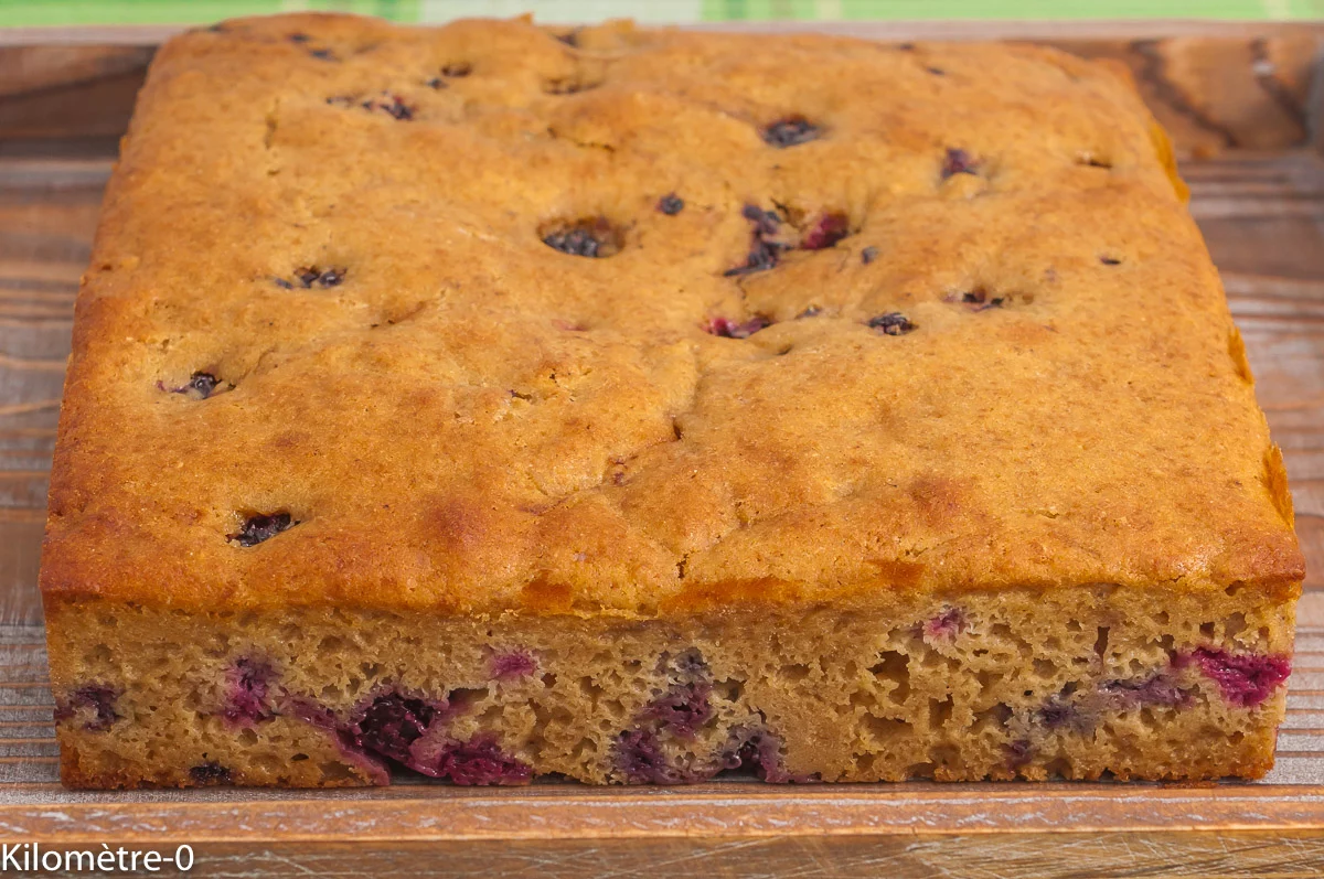 Photo de recette, gâteau, matin, goûter,mûres, été, facile, bio, rapide, dessert, gros gâteau, gâteau facile, de Kilomètre-0, blog de cuisine réalisée à partir de produits de saison et issus de circuits courts