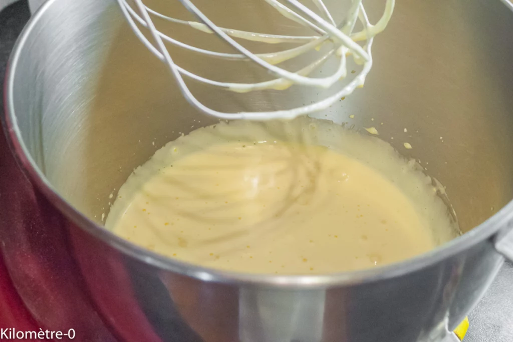 Biscuit de Savoie aux mûres - Étape 1