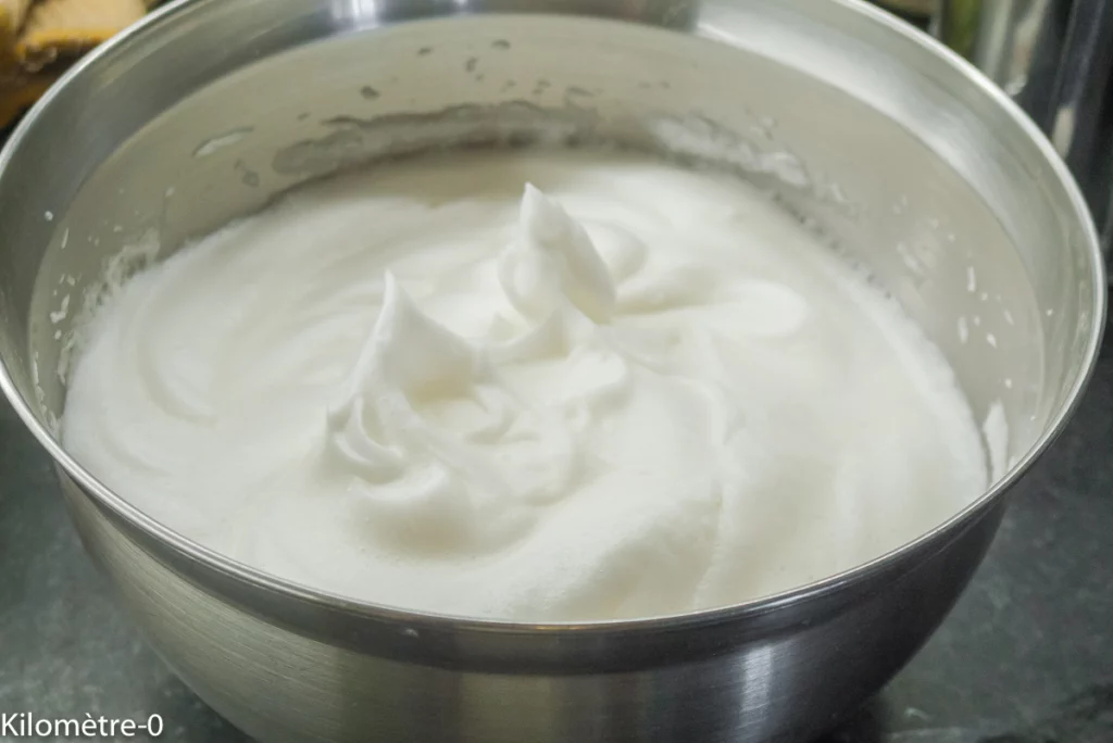 Biscuit de Savoie aux mûres - Étape 2