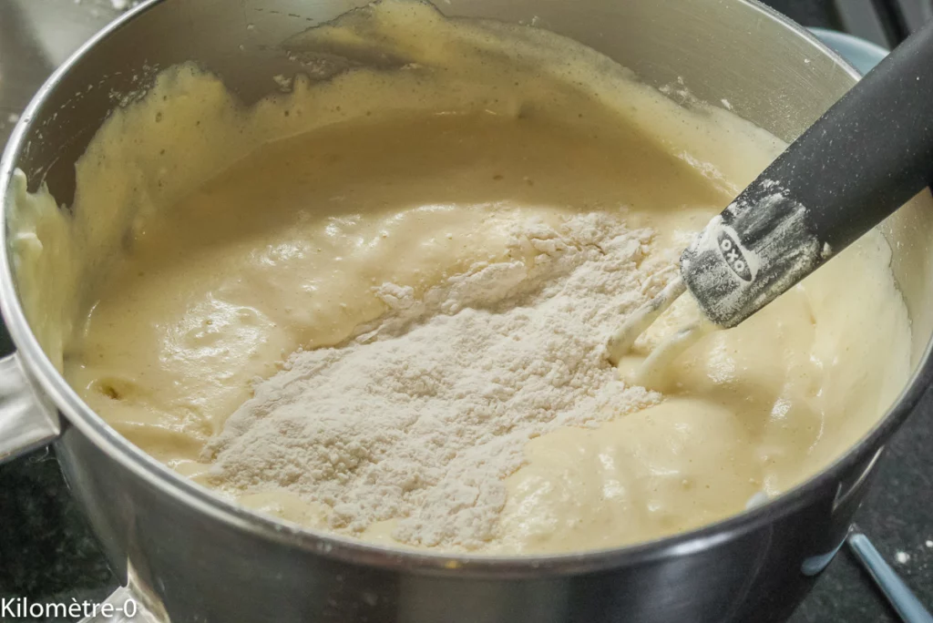 Biscuit de Savoie aux mûres - Étape 5