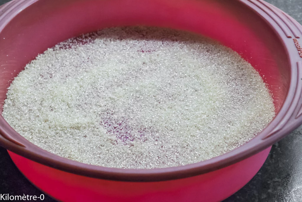 Gâteau moelleux aux mûres et amaretto - Étape 1