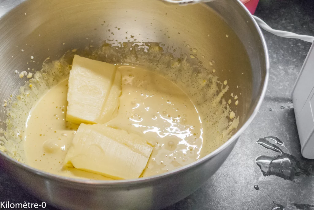 Gâteau moelleux aux mûres et amaretto - Étape 6