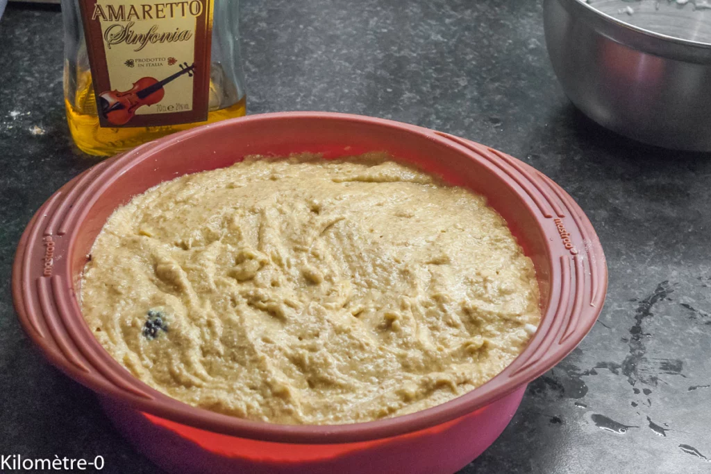 Gâteau moelleux aux mûres et amaretto - Étape 11