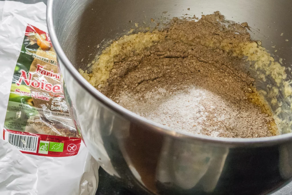 Gâteau crousti-fondant aux noisettes - Étape 6