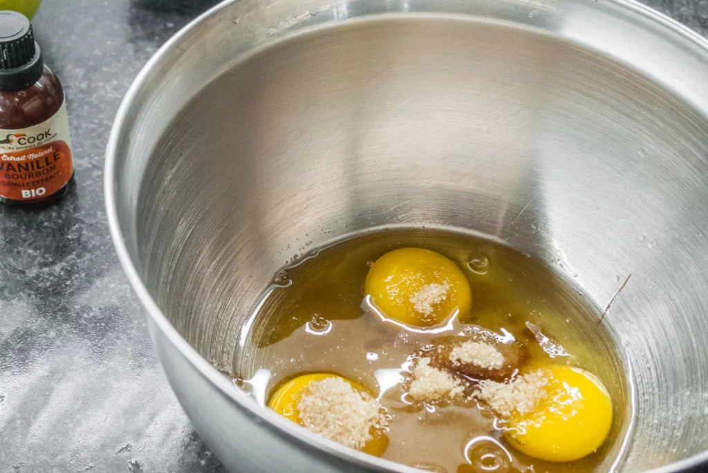 Gâteau moelleux aux pommes - Étape 2