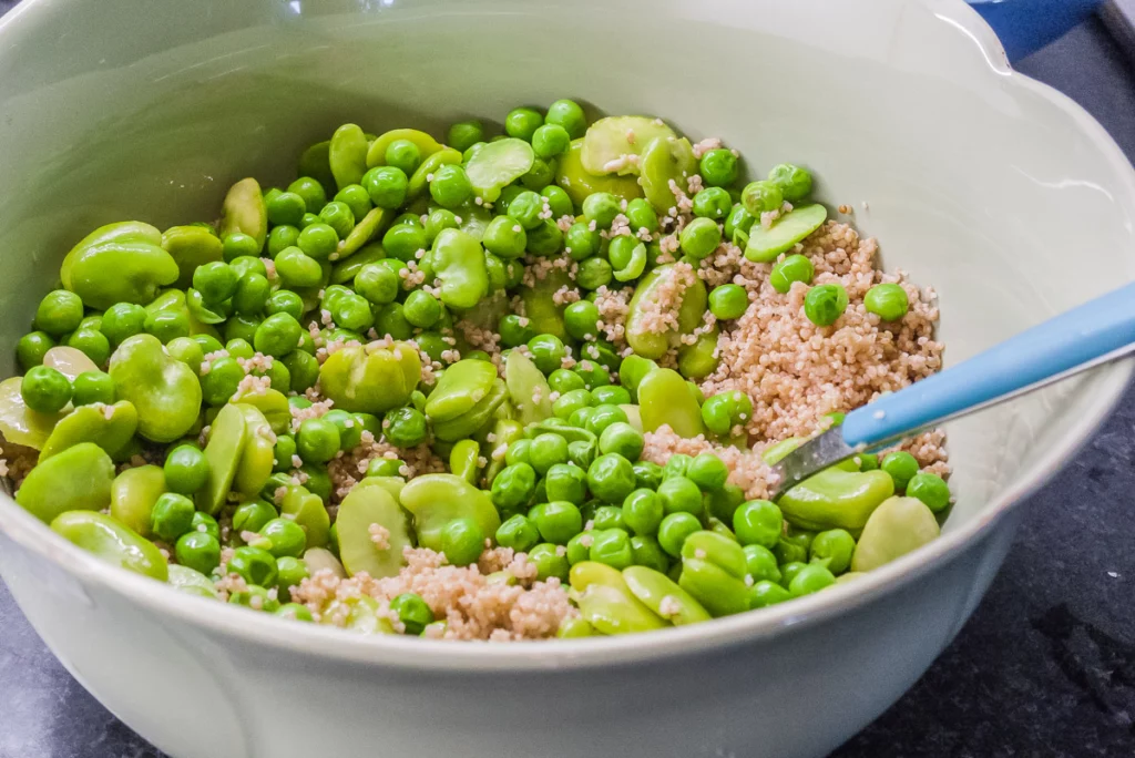 Salade de quinoa et semoule aux légumes printaniers - Étape 7