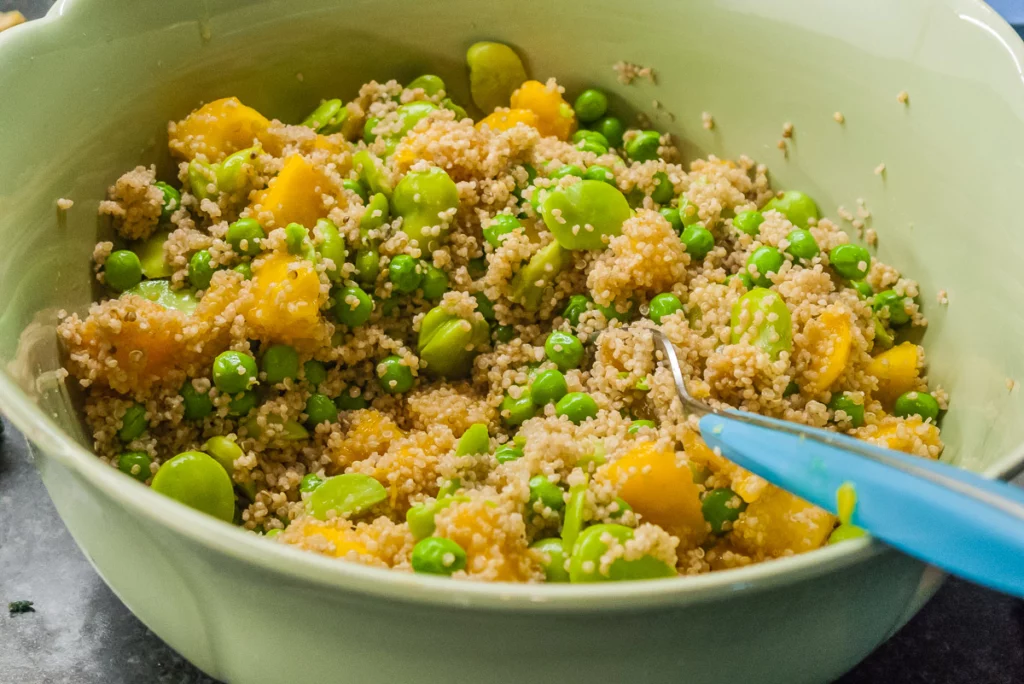 Salade de quinoa et semoule aux légumes printaniers - Étape 8
