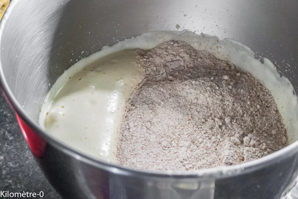 Gâteau moelleux aux poires et noisettes - Étape 4