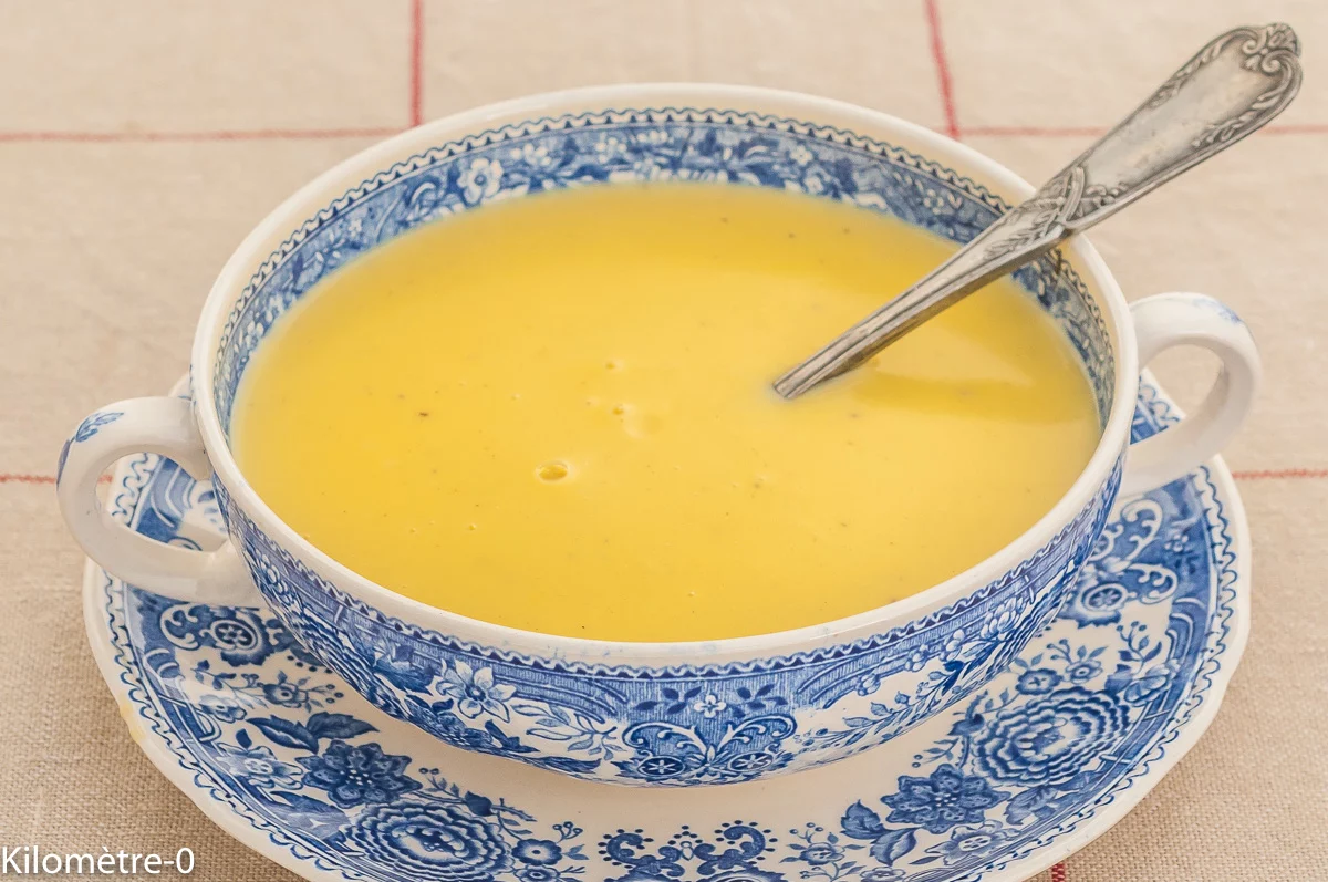 Photo de recette de crème anglaise, inratable, facile, rapide, bio, Kilomètre-0, blog de cuisine réalisée à partir de produits de saison et issus de circuits courts