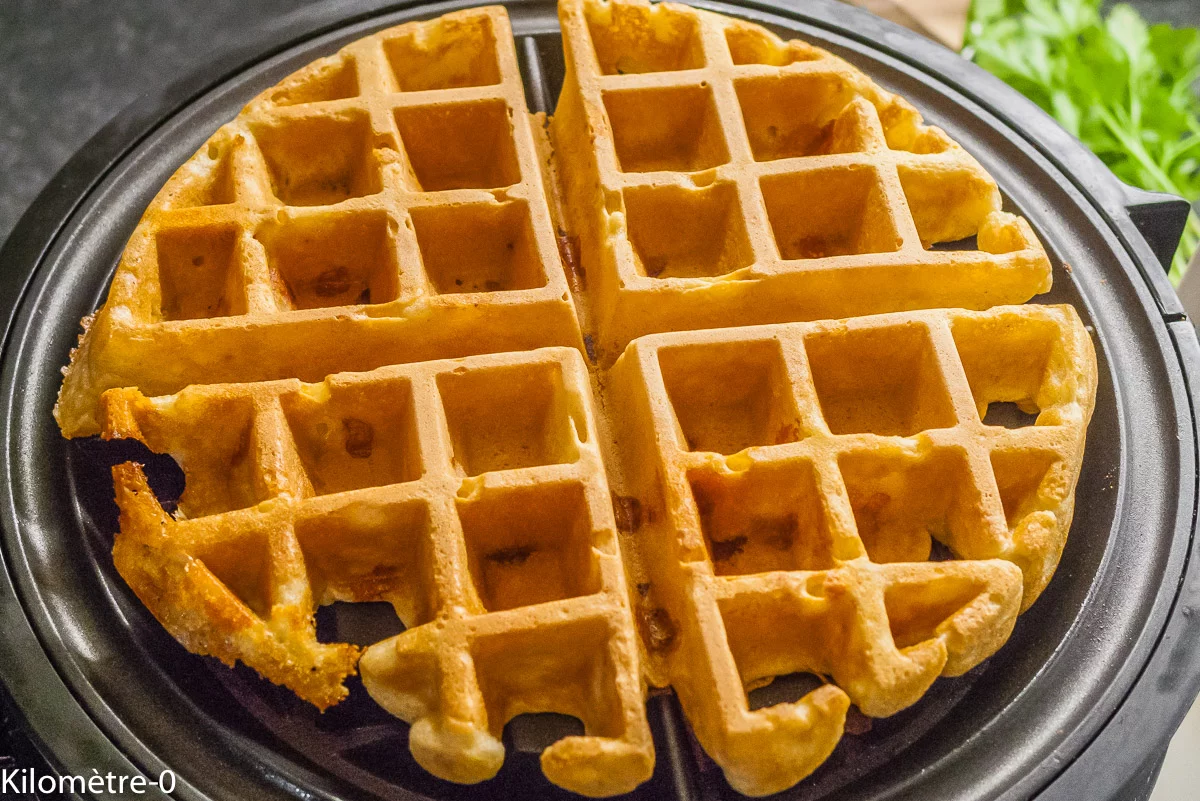 Photo de recette d'apéro, gaufres, facile, chorizo, fromage, raclette, Kilomètre-0, blog de cuisine réalisée à partir de produits de saison et issus de circuits courts