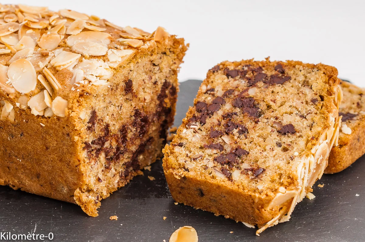Photo de recette de hundertgrammkueche, gâteau 100 grammes, recette alsacienne, alsacien, Alsace, recette tradtionnelle, gâteau, chocolat, amandes, facile, rapide, bio, Kilomètre-0, blog de cuisine réalisée à partir de produits de saison et issus de circuits courts