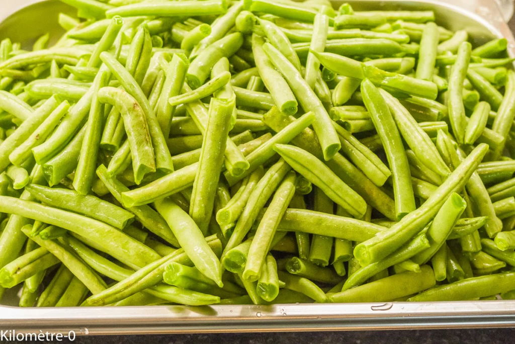 Salade de pâtes aux haricots verts et aux oeufs - Étape 1