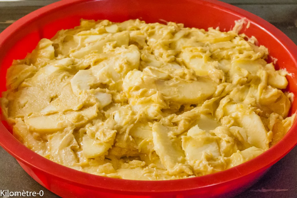 Gâteau de pommes moelleux et croustillant - Étape 14