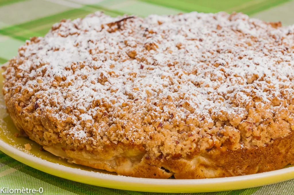 Gâteau de pommes moelleux et croustillant - Étape 16