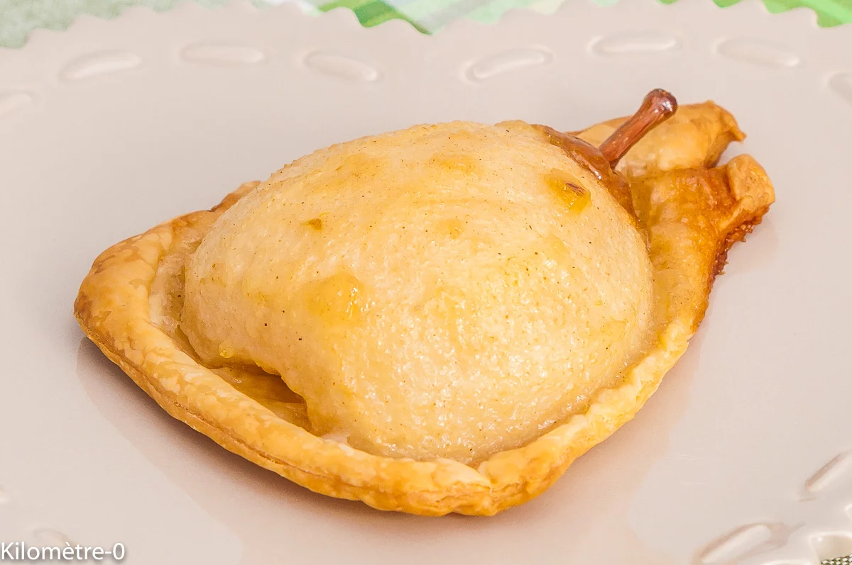 Photo de recette de poires, feuilletés, caramel, dessert facile, rapide, économique, bio, automne, hiver, fruits d'hiver, fruits d'automne, Kilomètre-0, blog de cuisine réalisée à partir de produits de saison et issus de circuits courts