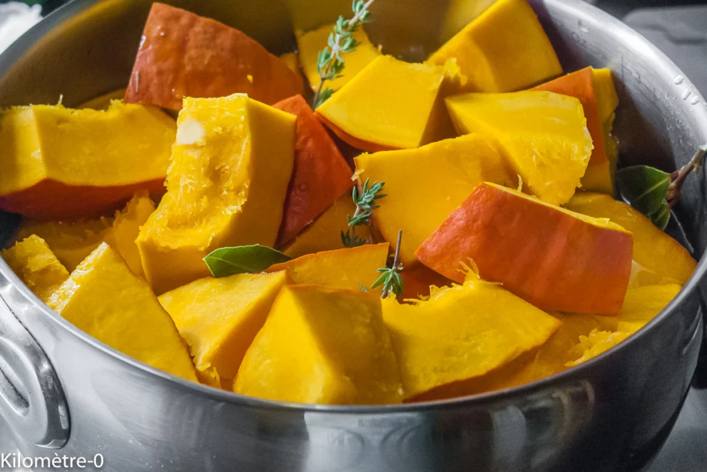 Soupe de potimarron aux châtaignes et lait de coco - Étape 4