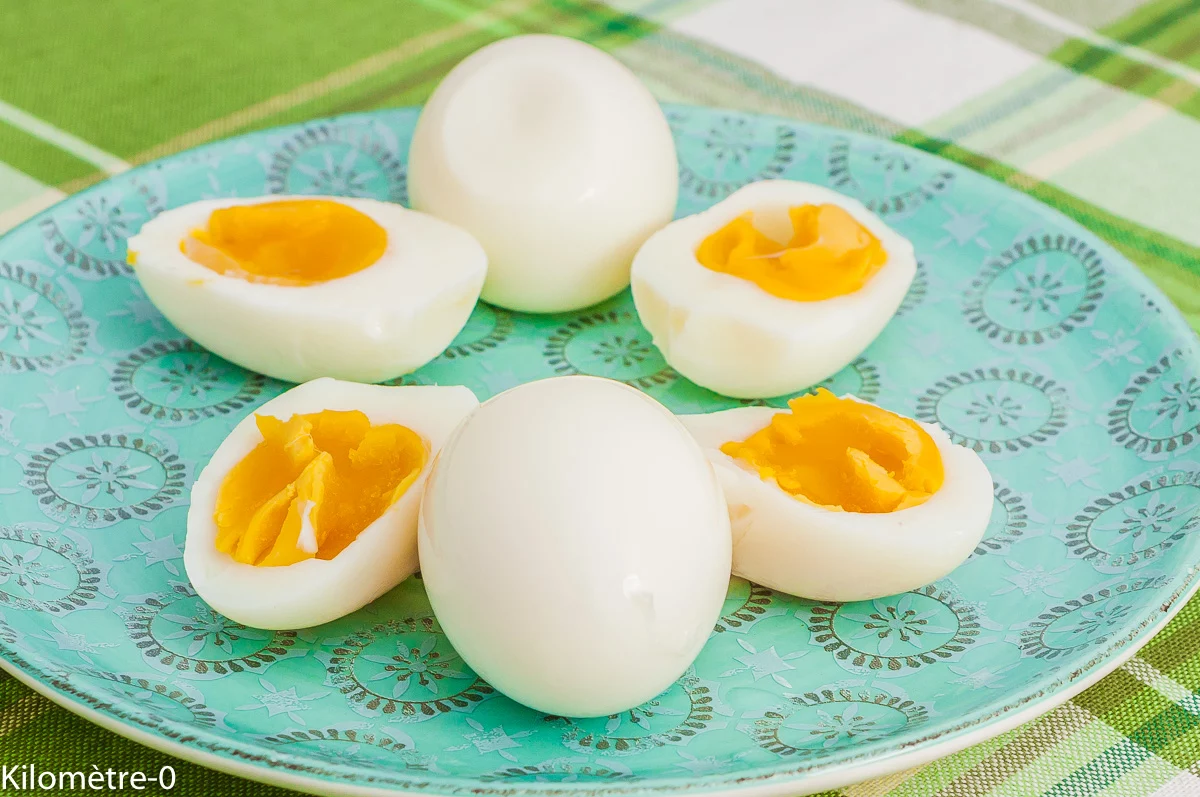 Photo de recette de réussir les oeufs durs, écaler facilement les oeufs durs, technique, conseil, écaler, oeufs, oeufs durs, astuces, comment éplucher les oeufs, Kilomètre-0, blog de cuisine réalisée à partir de produits de saison et issus de circuits courts