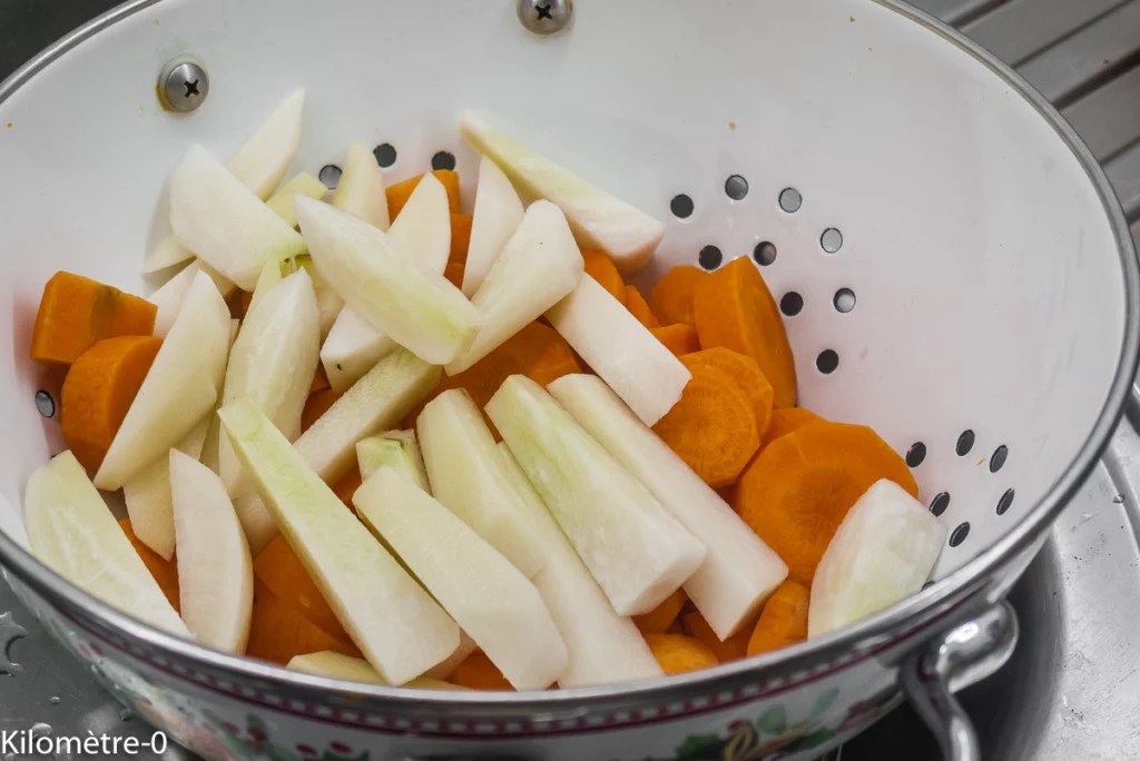 Échine de porc à la bière, aux carottes et radis noirs - Étape 5