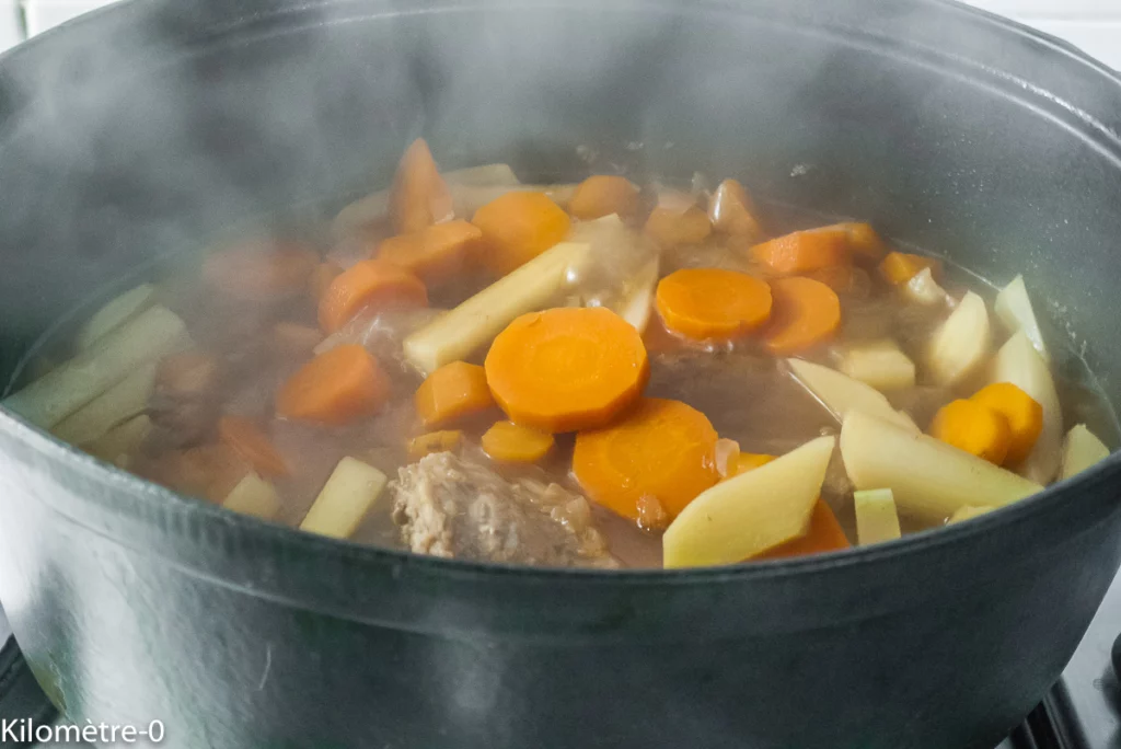 Échine de porc à la bière, aux carottes et radis noirs - Étape 6