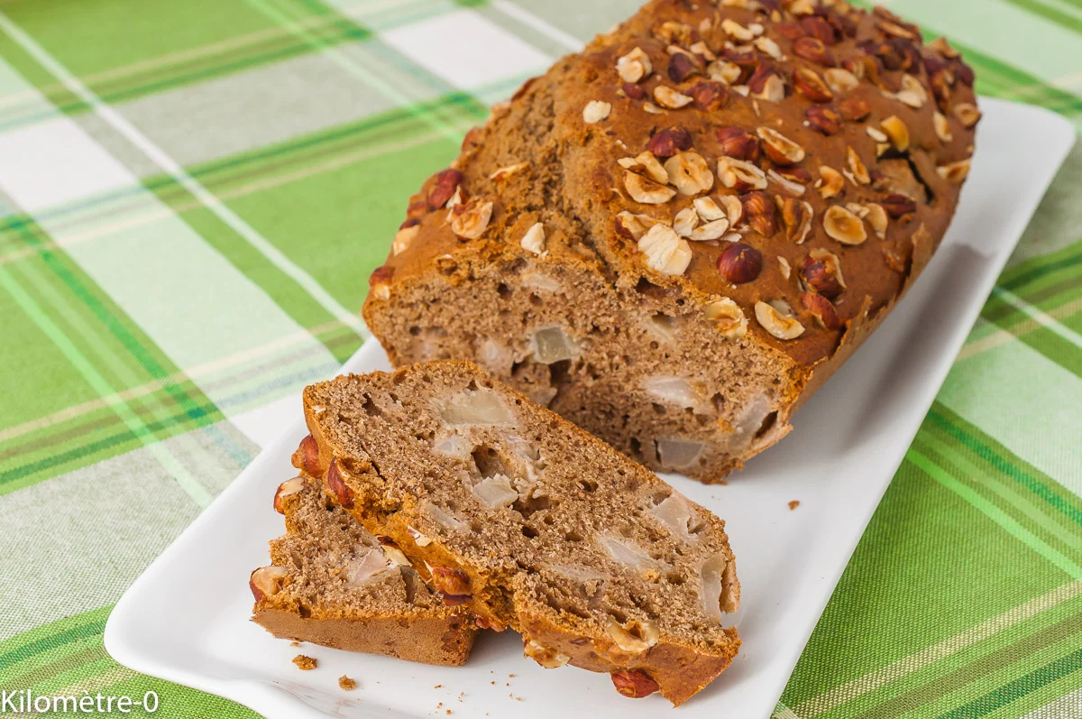 Photo de recette de cake, gâteau du matin, gâteau, farine de sarrasin, blé noir, poires, bio, facile, rapide, Kilomètre-0, blog de cuisine réalisée à partir de produits de saison et issus de circuits courts