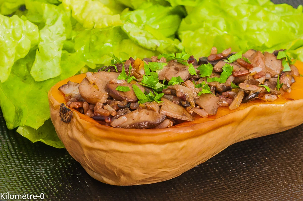 Photo de recette de courge, butternut, potimarron, potiron, courge farcie, riz , cèpes, champigons, bio, Kilomètre-0, blog de cuisine réalisée à partir de produits de saison et issus de circuits courts