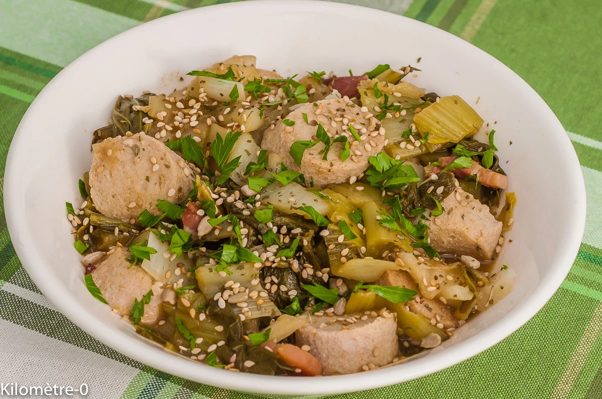 Photo de recette de boudins blancs, boudin blanc, légumes, chou chinois, facile, soupe, potée, sauce soja, Kilomètre-0, blog de cuisine réalisée à partir de produits de saison et issus de circuits courts