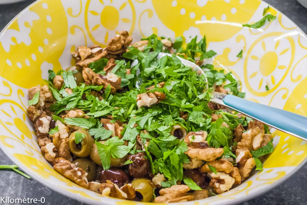 Salade de noix, olives et grenade - Étape 4