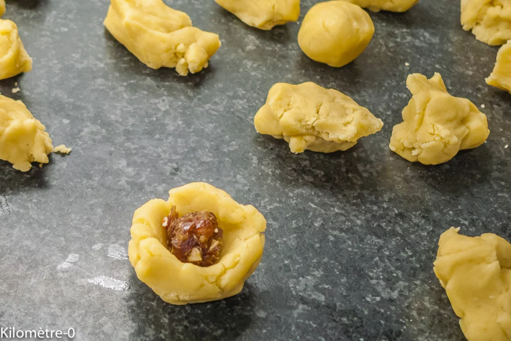 Biscuits farcis aux dattes - Étape 11