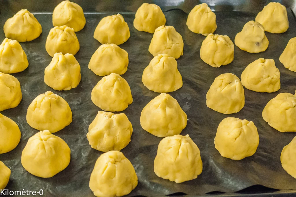 Biscuits farcis aux dattes - Étape 12