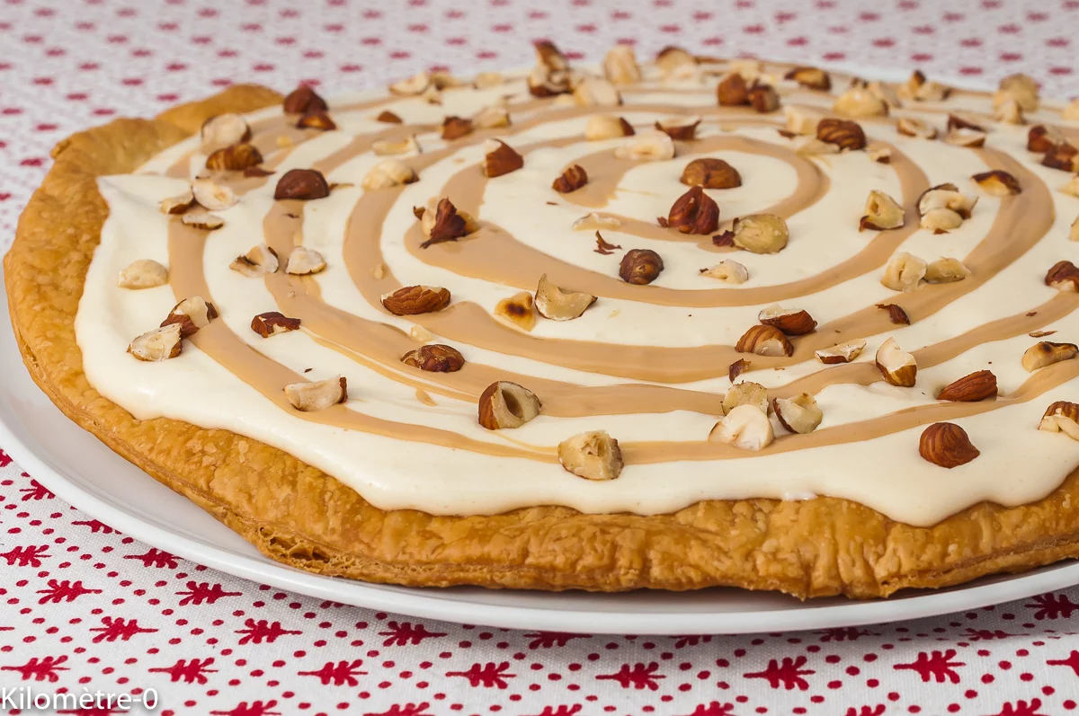 Photo de recette de dessert, facile, feuilleté,pâte à tartiner, crème, mascarpone, noisettes, gourmand, rapide, pâte feuilletée, Kilomètre-0, blog de cuisine réalisée à partir de produits de saison et issus de circuits courts